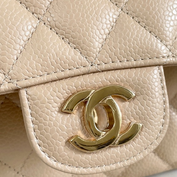 โSOLDโ Chanel M Classic Double Flap - Picture 12 of 16